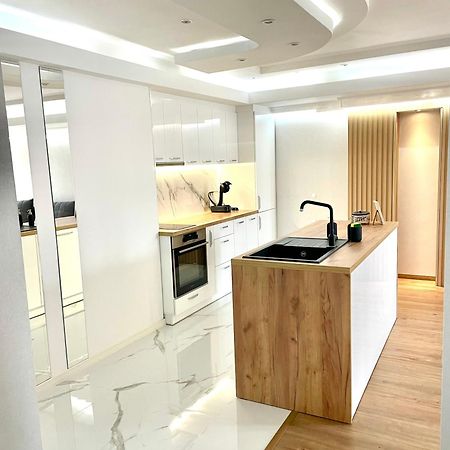 Sea Breeze Apartment Varna Buitenkant foto